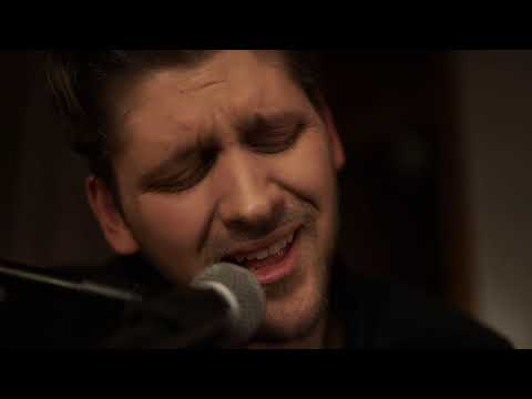 Justin 3 feat. Sherman Tan - Christmas Lights