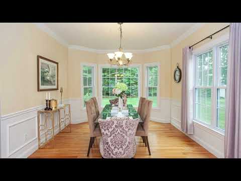 Casa Home Staging   House for sale in Medway, MA