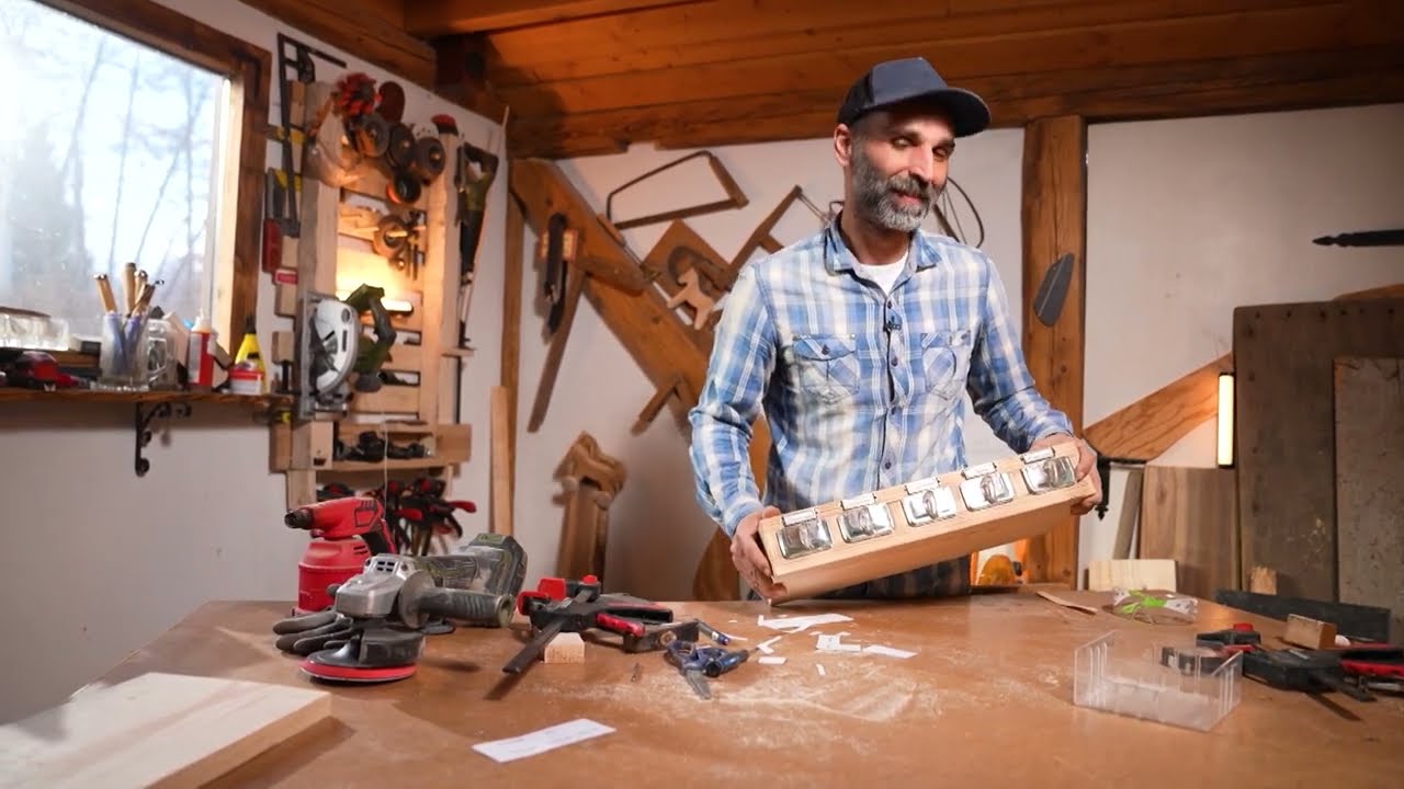 Rubrika Urob si sám z relácie Na chalupe - Jar 2025 č.12 Polička na koreničky