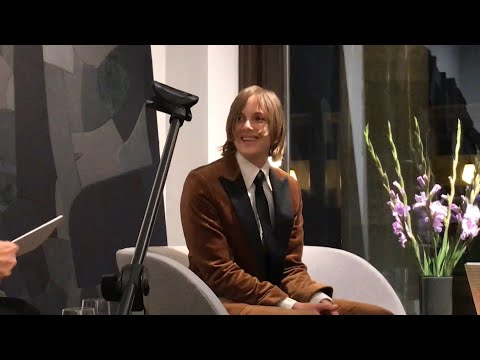 Video-Thumbnail von YouTube