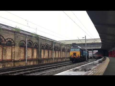 DRS 68028 heads to collect AGA 90001 past Crewe on 0L90