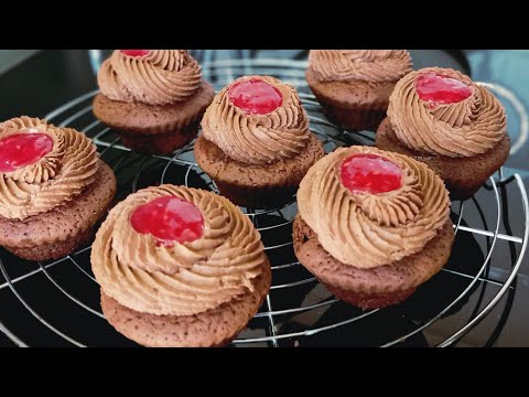 Cupcakes al cioccolato e lamponi /Cupcakes cu ciocolata si zmeura #cupcakes