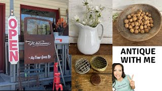 SO MANY GOOD FINDS!! | Antiquing in Greenwood, Missouri | Shop with Me to Sell on Whatnot Auction