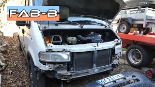 Comment démonter la face avant d'un Renault Master 2