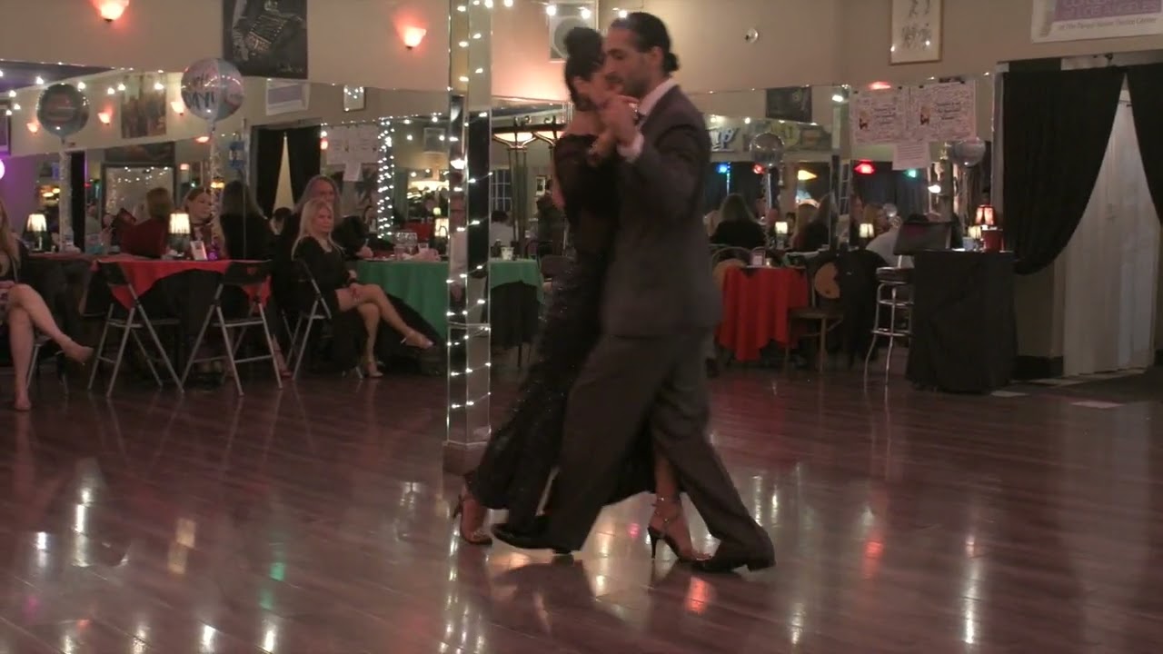 Video thumbnail for Claudia Cortes Labarca and Martu Salem at El Encuentro 1/3