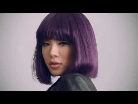 2020 Hair Color of the Year - Holographic Hair...