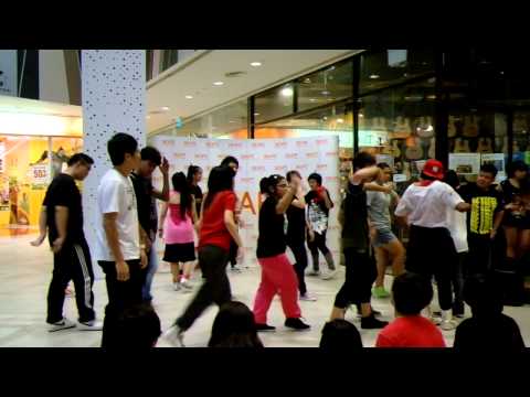 121012 KPOP Dance Off Vol 28: EXO-K - MAMA