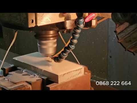 Máy tiện CNC , gia công khuôn đóng nang, khuôn ép vỉ