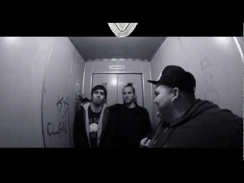 Zad Agolot hroniki: Klupata e dama - Блер Бич Проџект -  4.1 Дел