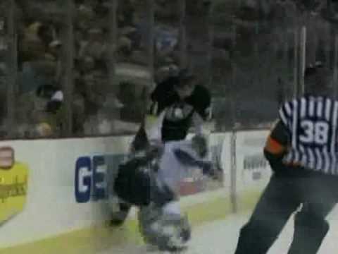 Paul Ranger hip checks Evgeni Malkin [Hit Archive]