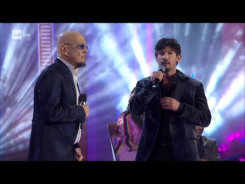 Pierdavide Carone ed Enrico Ruggeri cantano "I dubbi dell'amore" - Ora o mai più 22/02/2025