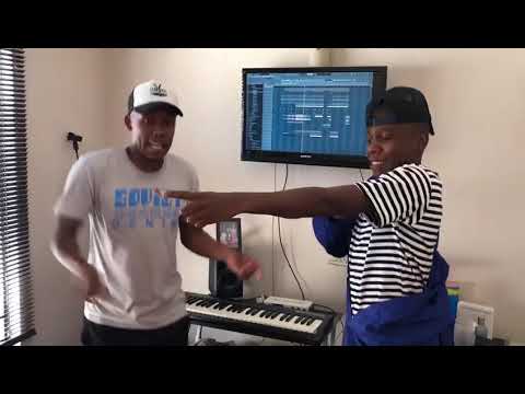 Abidoza ft Liquid Metsi - Ashule Mothola Clip