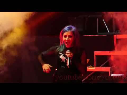 download lagu mp3 mp4 Lacey Sturm Skillet, download lagu Lacey Sturm Skillet gratis, unduh video klip Lacey Sturm Skillet