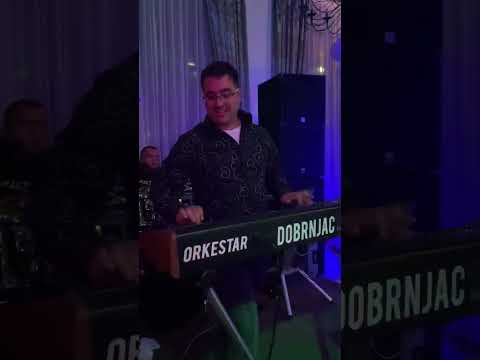 Orkestar DOBRNJAC- Sladjan Dobrnjac solo i bas 👍💯💯💯💣