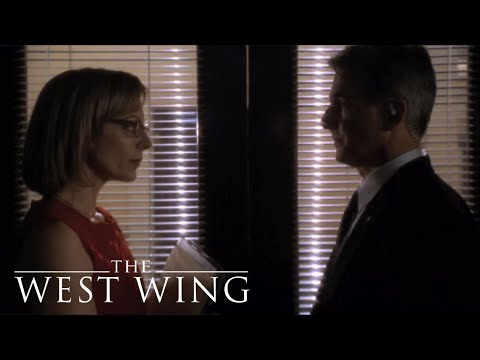 C.J. lernt ihren Personenschützer kennen | The West Wing