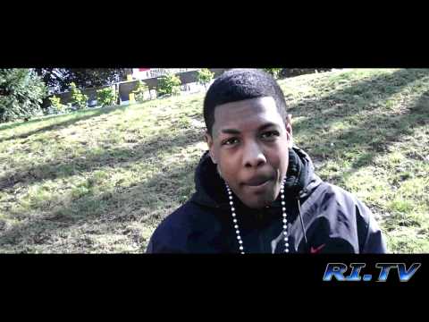 [RI.TV] 'Rising Icons' Faultz - BennyBanks Freestyle (OFFICIAL VIDEO)