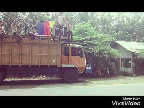 download lagu mp3 mp4 Lagu Perpisahan Nelba, download lagu Lagu Perpisahan Nelba gratis, unduh video klip Lagu Perpisahan Nelba