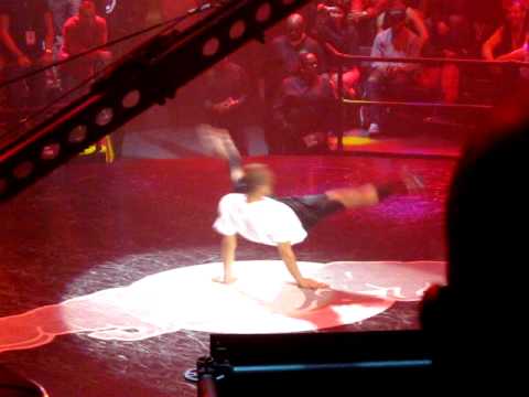 Red Bull BC One 2009 Lilou vs Morris