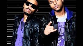 Jackie Boyz Feat Atozzio - Between Me You and the Bed