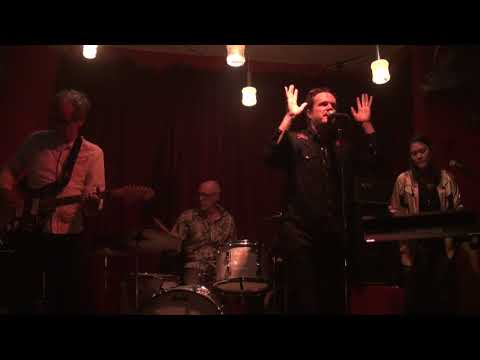 Tom und die Touristen- D´Mueter suuft