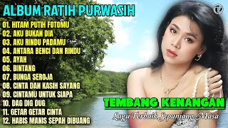 Download lagu Album Ratih Purwasih || HITAM PUTIH FOTOMU - AKU BUKAN DIA💕💕Tembang Kenangan Terbaik Sepanjang Masa mp3