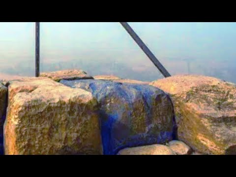 New Theory for the Mystery Blue Stone on top of The Great Pyramid!