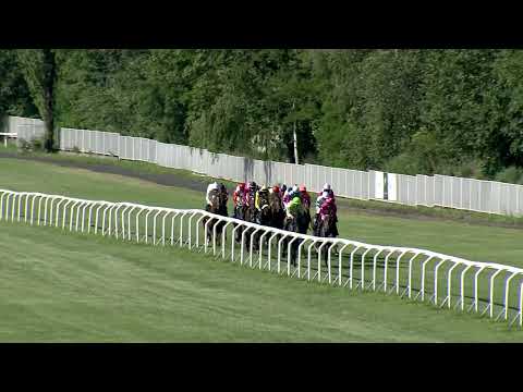 Dostihy Chuchle Arena Praha 26. 6. 2022 - 5. dostih - 102. CPIPG České derby
