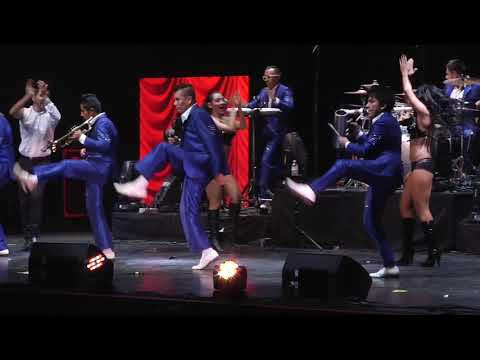 Internacional Carro Show -  Ana (En Vivo En El Teatro Metropólitan)