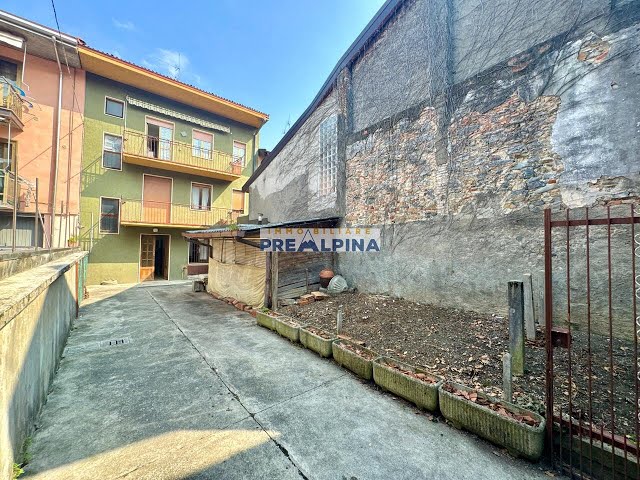 Casa indipendente in centro a Leffe