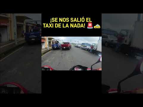 ¡Casi me estrello en Siquirres! Taxista imprudente 🏍️😤 #CostaRica