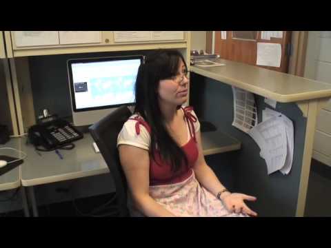 THE PROFESSIONALS - S1E5: "The Plot Thickens"