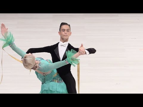 Urban Istvan - Urban Lilla HUN, English Waltz | World Championship Junior II Standard