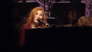 Tori Amos   Holly Ivy and Rose and Snow Angel 0 HMH Amsterdam 08 10 2010