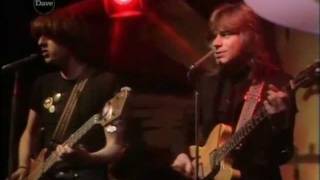 Rockpile - I Knew The Bride (Live @ TOTP in July 1977)