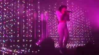 Purity Ring -LIVE- &quot;Bodyache&quot; @Berlin April 13, 2015
