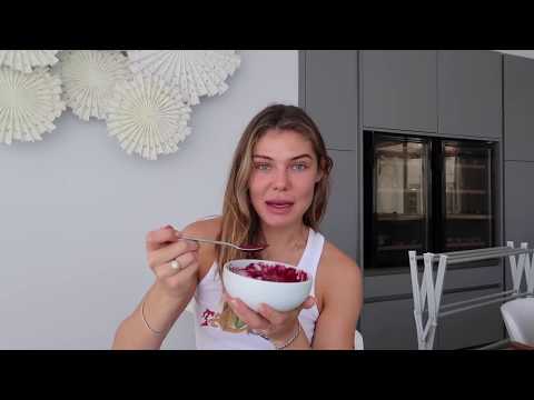 Easy at Home Acai Bowl Recipe I Low sugar, High protein
