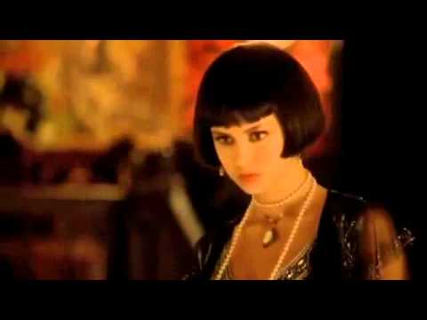 TVD 3X03 Katherine Damon on the phone together Katherine flashback 1920s