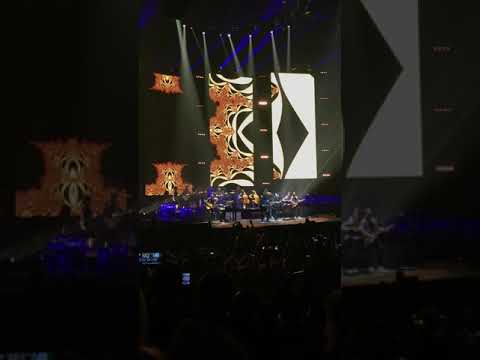 Jeff Lynne's ELO & Dhani Harrison - Handle With Care (June 20, 2019 @ Anaheim, CA)