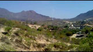 preview picture of video 'Vista de la Entrada del Pueblo de Tameapa Badiraguato, Sinaloa Mexico.'