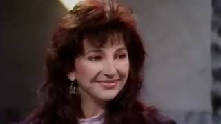 Kate Bush - Under The Ivy