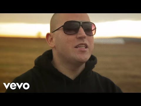 Bubba Sparxxx - Country Folks ft. Colt Ford & Danny Boone (Official Video)