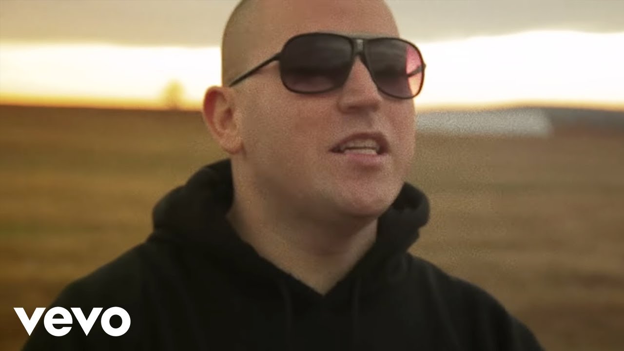 Bubba Sparxxx ft. Colt Ford & Danny Boone — Country Folks