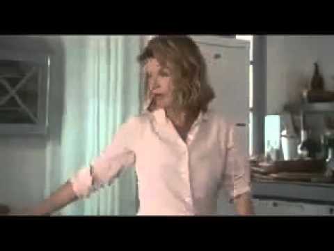 Tu honoreras ta mère et ta mère (2011)