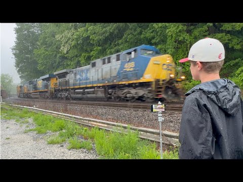 TRAIN TRACKERS   # 43 - STORM CHASING TRAINS