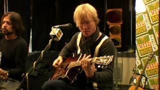 Kenny Wayne Shepherd Band - I&#39;m a King Bee (acoustic, w/ interview)