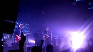 Monstruos - Leiva (Directo) HD