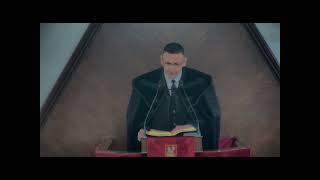 Van egy isteni terv...