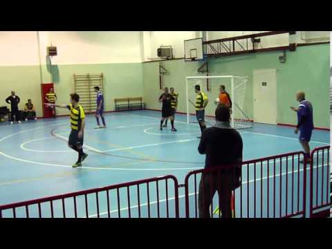 Le Meringhes VS Borussia Dobermann