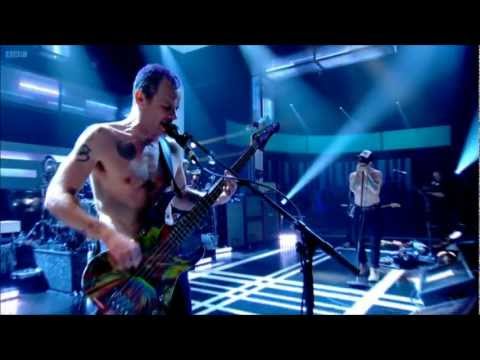 Red Hot Chili Peppers - The Adventures Of Raindance Maggie - Live on Jools Holland 2011 [HD]