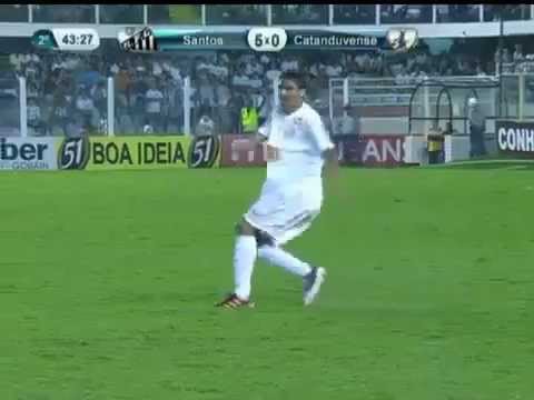 Neymar New Insane Trick Dribble Awesome Skills  5-0 Catanduvense  4/15/2012